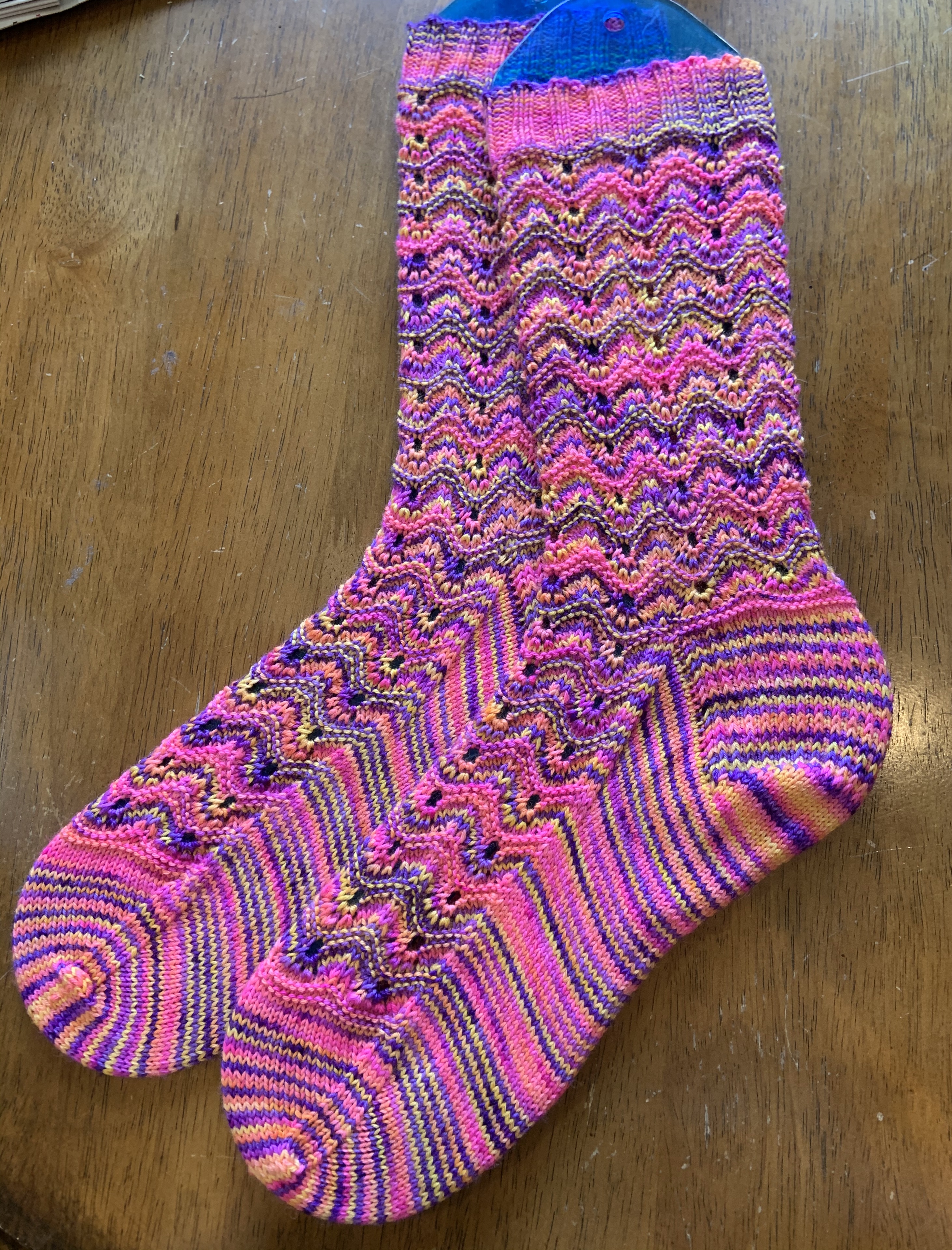 Lacy Socks: my not so secret passion – Lizzie Knitzz